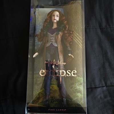 The Twilight Saga Eclipse ''Victoria'' Pink Label Barbie Doll - New in Box