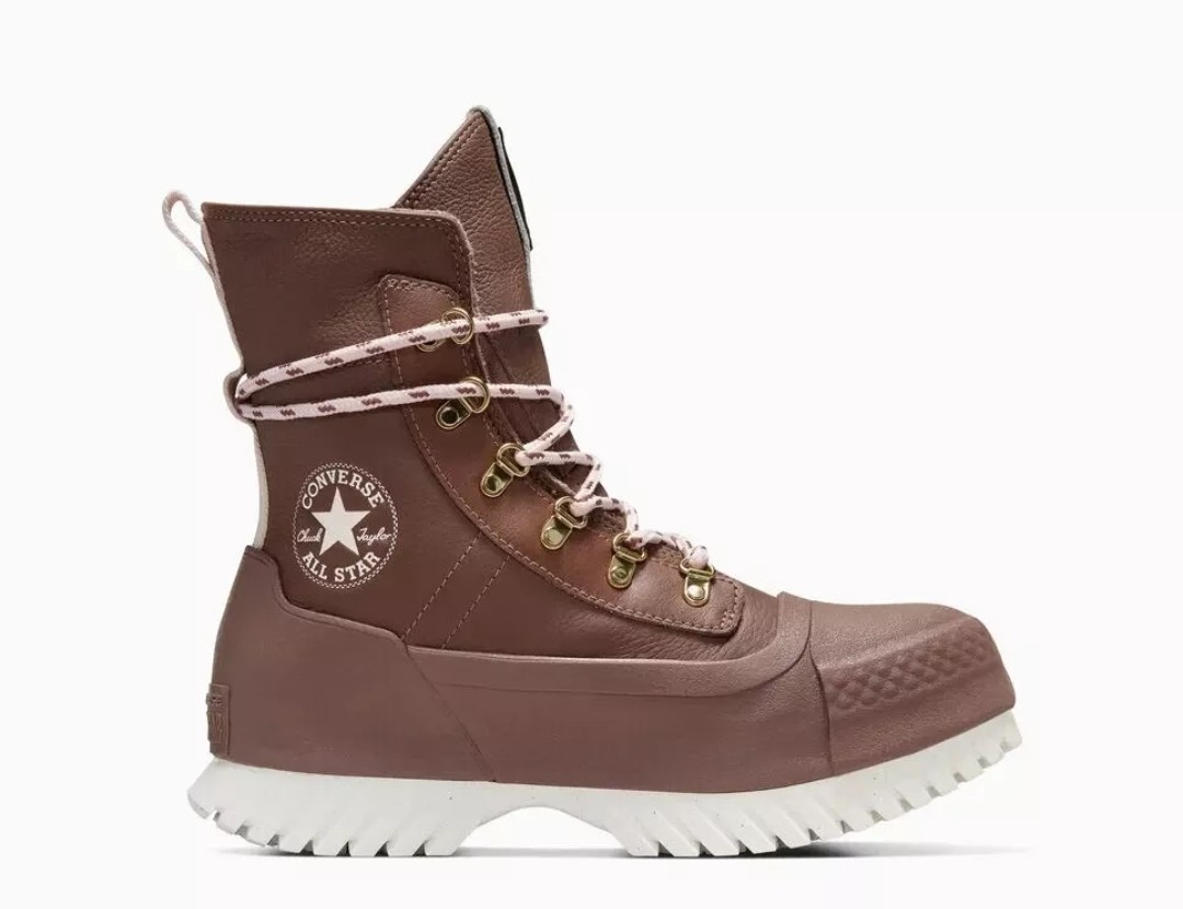 CONVERSE Chuck Taylor All Star Lugged 2.0 CC Waterproof Insulated Boots 7 M  9 W