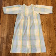 Miss Elaine Robe Seersucker Multicolor Short Sleeve Zip Front Embroidered Large