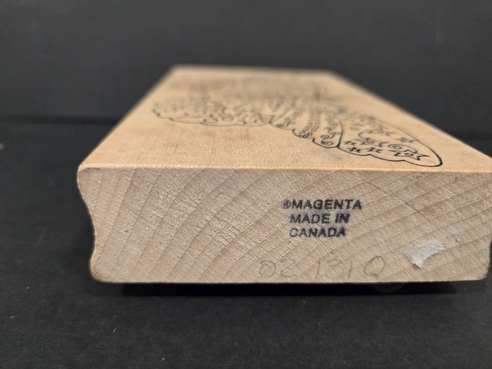 Sello de goma magenta de 1990, 03131-Q, mariposa, polilla, insectos Foto 3 de 3