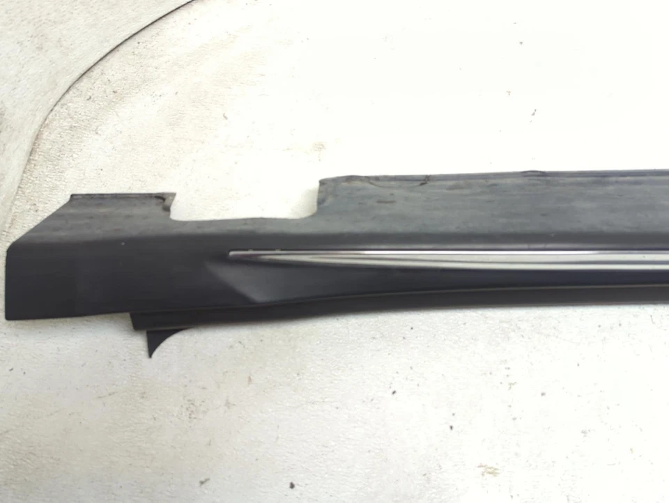 Acura MDX 2017-2020 falda inferior lateral del pasajero moldeado basculante - áreas impresas Foto 2 de 4