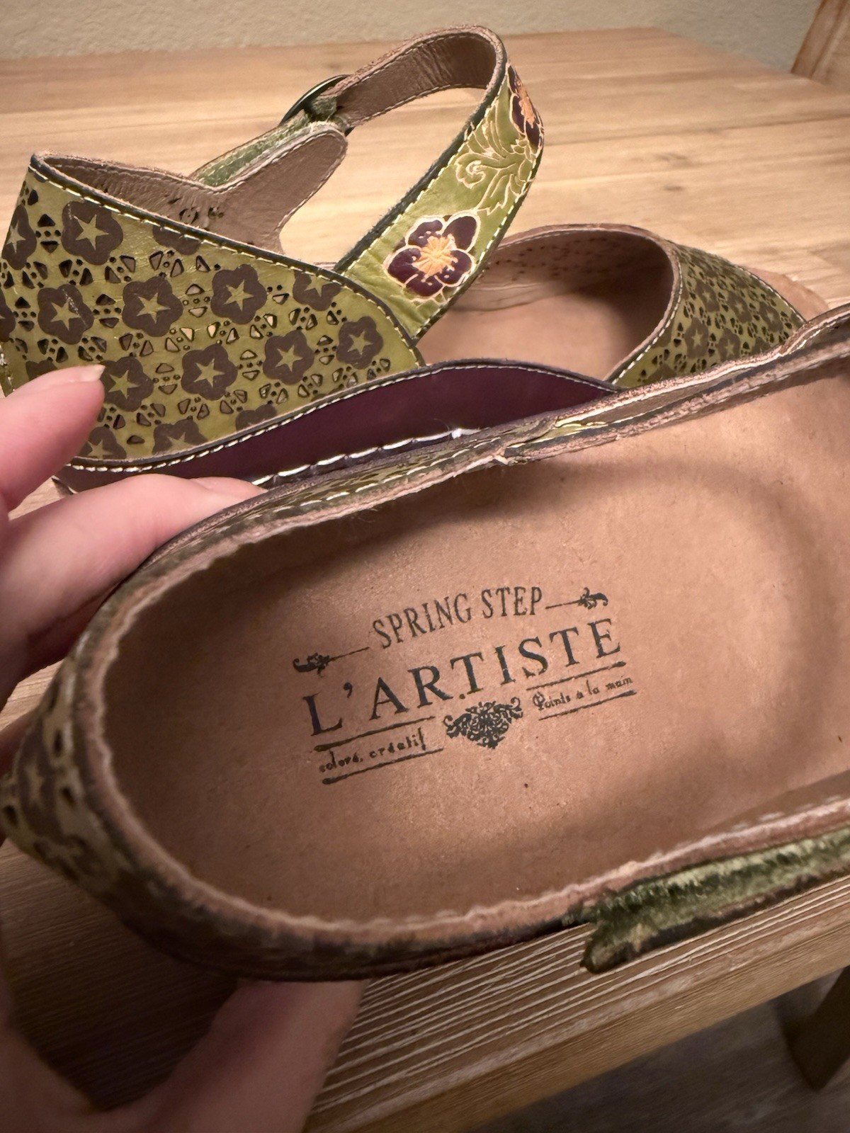 L’Artiste by Spring Step Delphia Green Floral Wedge Sandals Leather  39 / 8.5