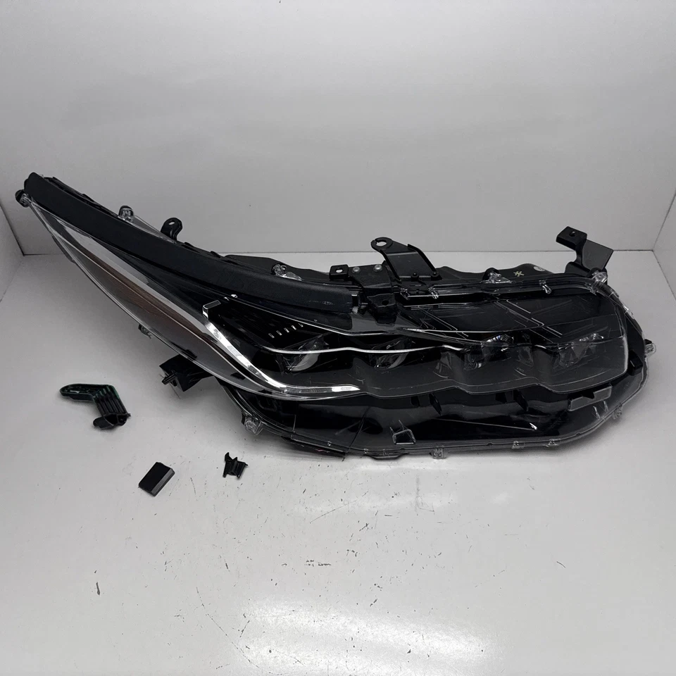 2017-2022 Toyota Prius Prime OEM Quad LED Right Passenger Headlight 8114547801 Foto 4 de 4