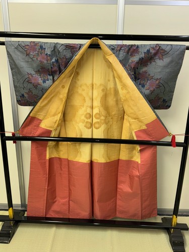 Japanese Vintage Kimono Pure Silk Grey Expensive Tsumugi Dirt Height 61.81in - Picture 12 of 23