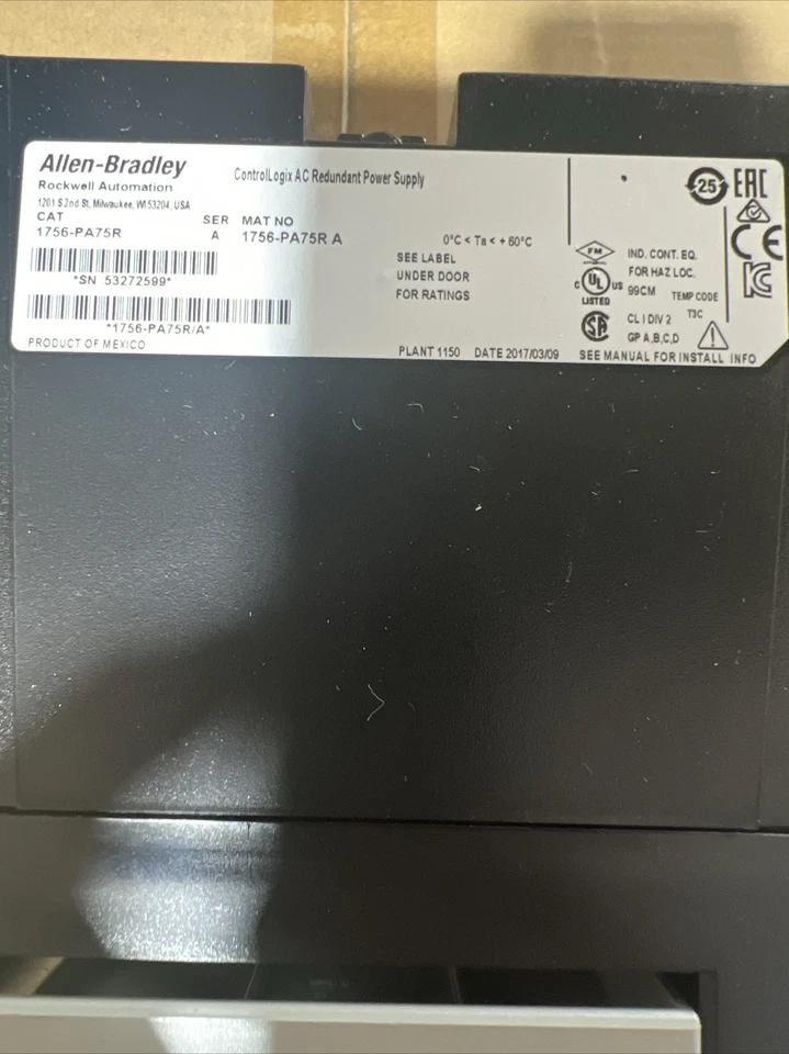 Módulo de fuente de alimentación Allen-Bradley S1756-PA75R/A Foto 2 de 2