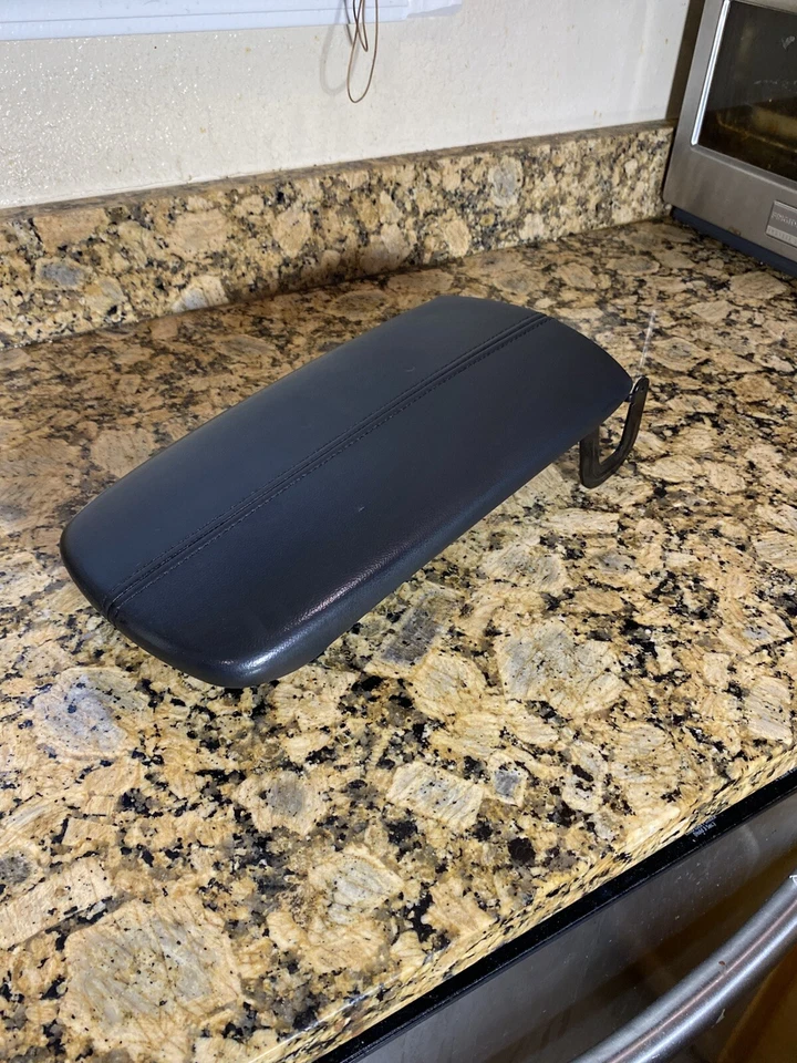 Apoio de braço Chevrolet Malibu 2016 2017 2018 console tampa apoio de braço couro preto fabricante de equipamento original - Imagem 4 de 4