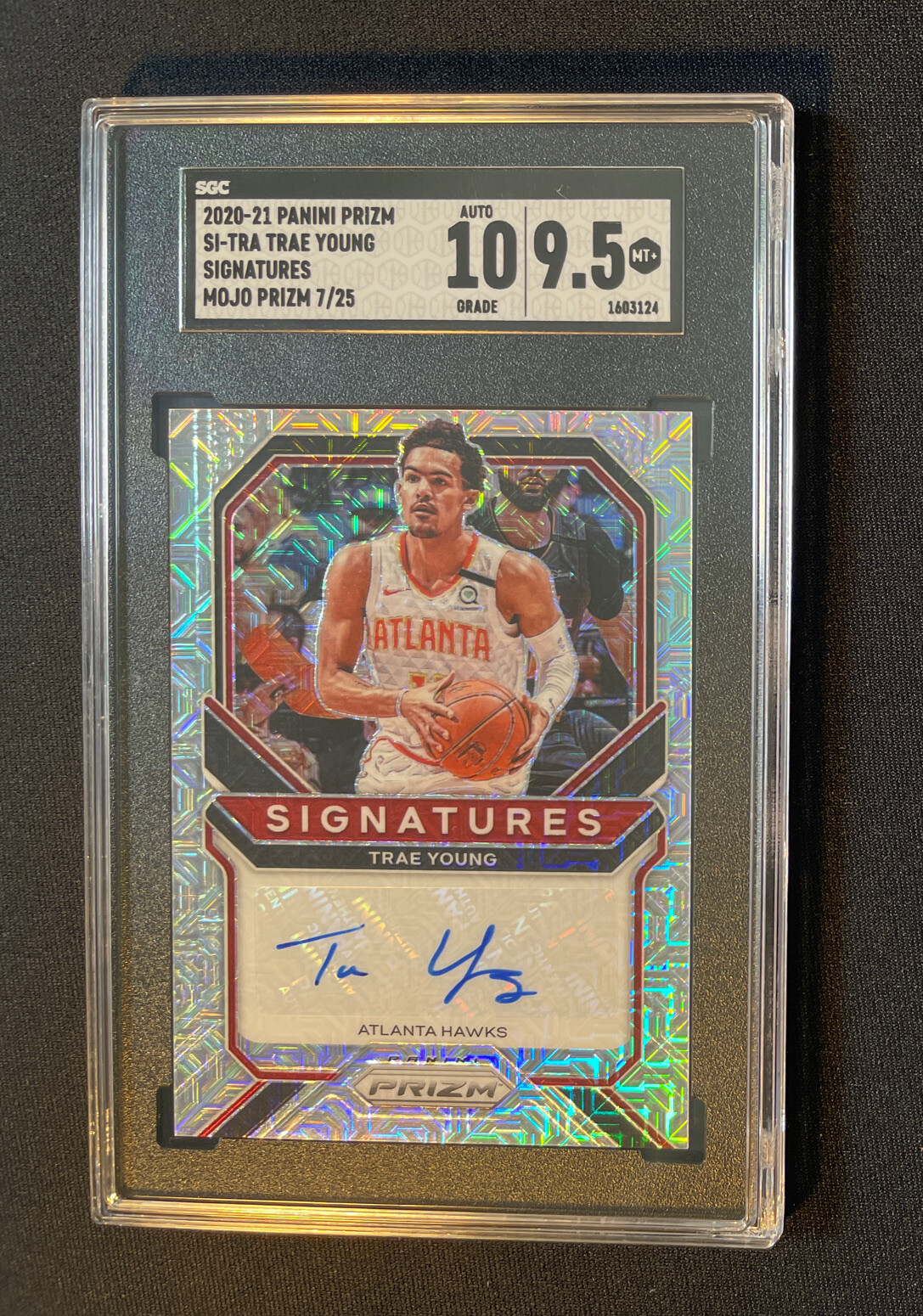 Trae Young 2020 Prizm Mojo Signatures Auto /25 #SI-TRA Graded SGC 9.5/10