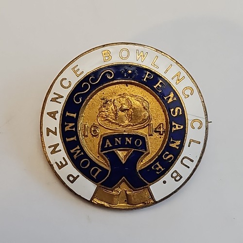 Penzance Bowling Club Enamel Pin Badge 29mm Diameter Vintage Anno Domini 1614 - Picture 2 of 3
