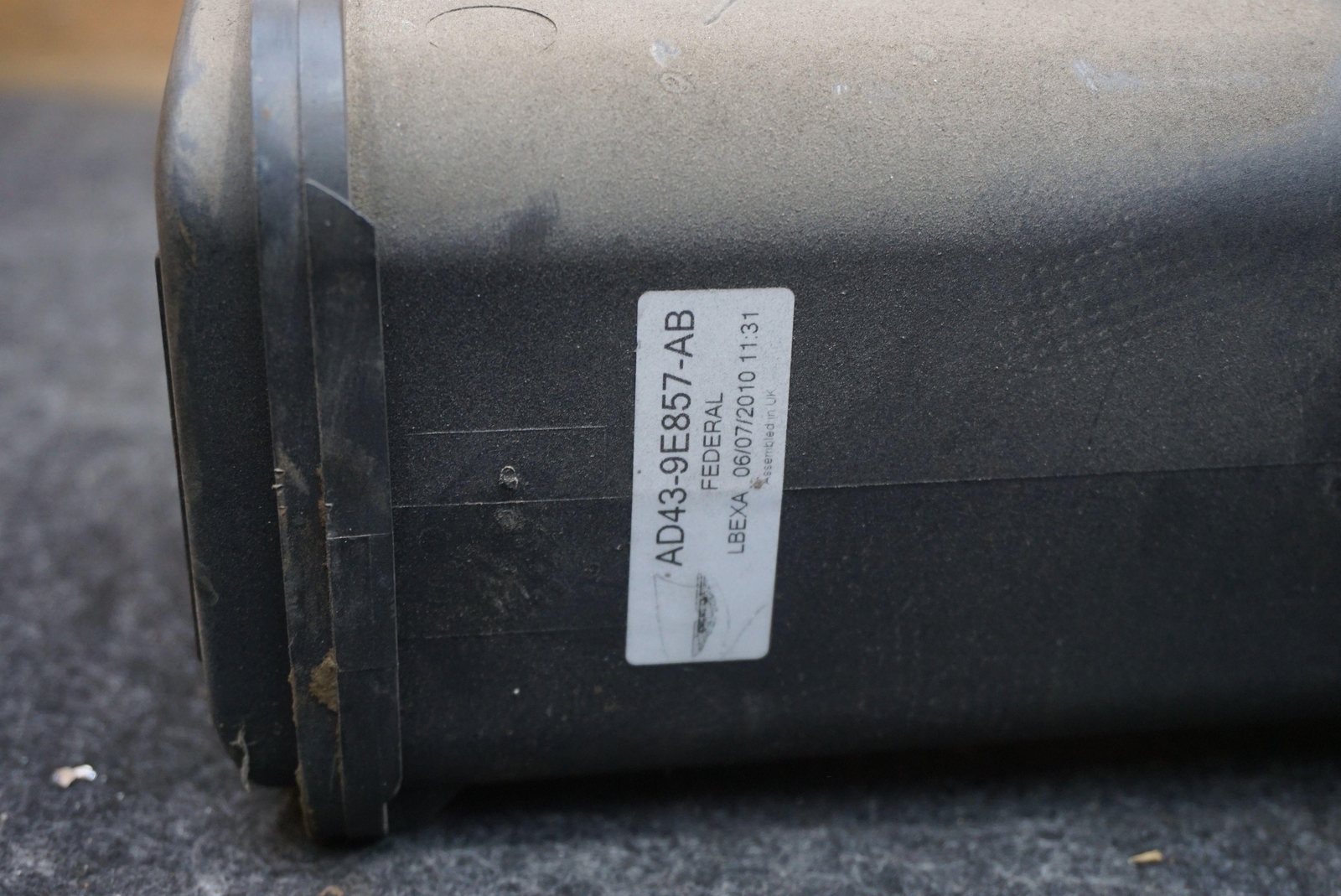 Fuel Vapor Charcoal Evaporator Canister AD43-9E857-AB Aston Martin Rapide 2011
