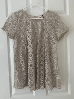 Akemi & Kin Women's Beige Silver Metallic Open Crochet Babydoll Top SZ SM