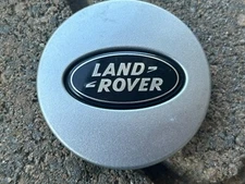LAND ROVER RANGE OEM WHEEL CENTER CAP SILVER FINISH BLACK CENTER RRJ500030XXX