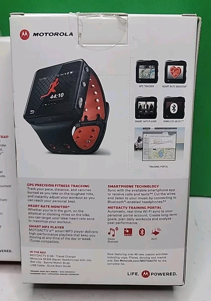 Motorola Motoactv Black/Red 8GB GPS Sports Watch & MP3 Player With Chest Strap. - Image 3 of 4