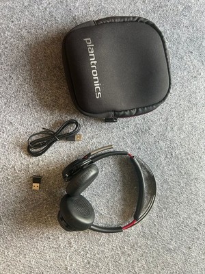 Plantronics Poly Voyager Focus 2 Stereo Headset mit Mikrofon und mit Adapter