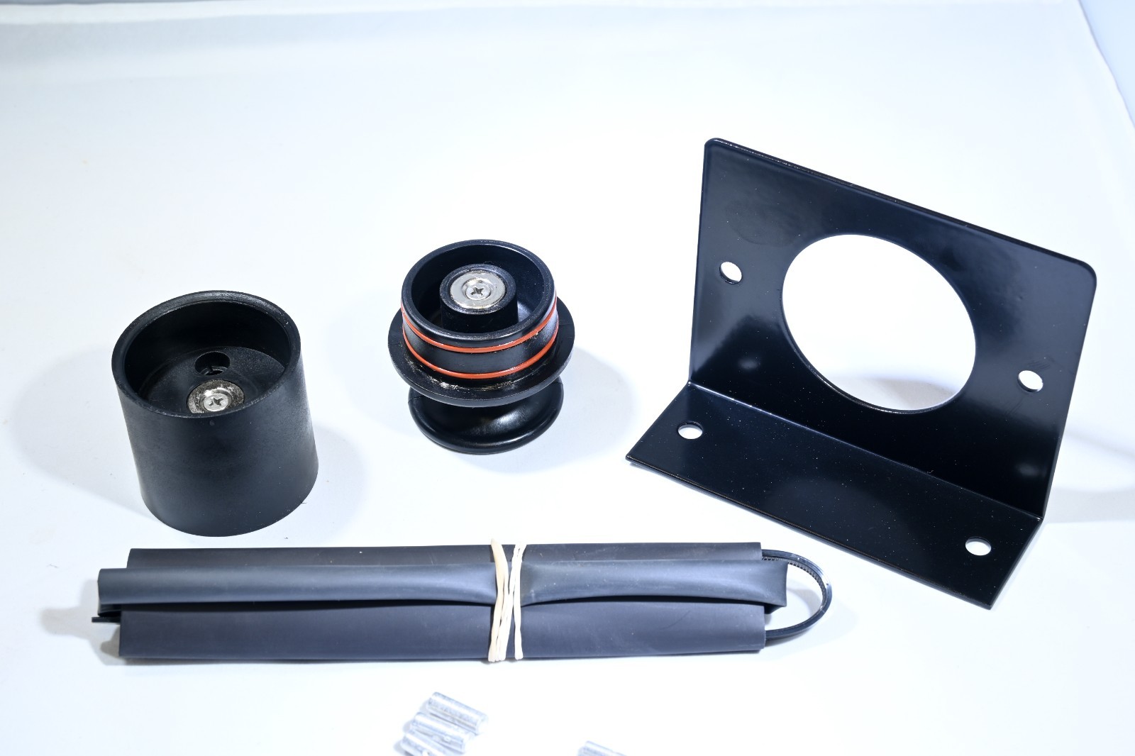 Magnetic 7 Pin RV Trailer Plug Wire Connector Kit - EZ Connector brand  EZ-R7-01