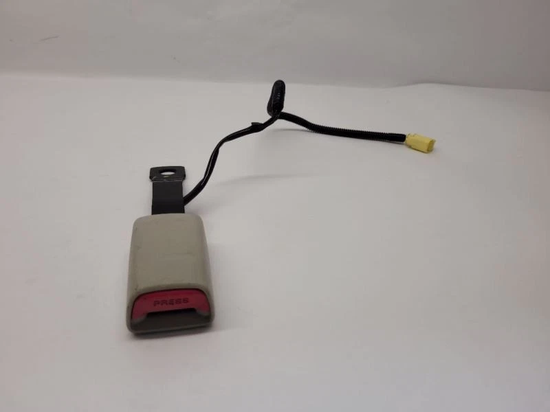 2010-2014 SUBARU LEGACY RH Right Seat Belt Front Passenger Buckle — 第 2/4 张图片