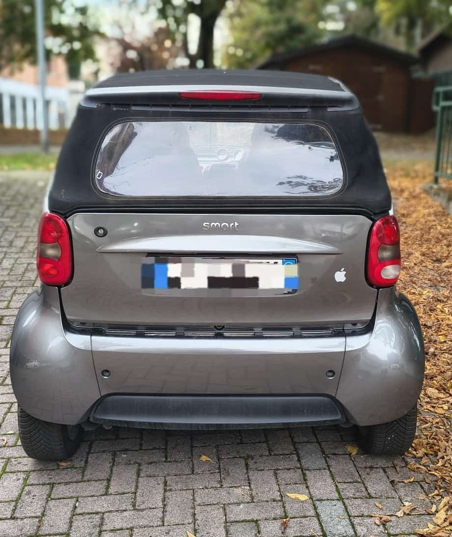 Smart Fortwo 600 Benzina foto 2