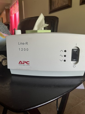 #ad #ad APC VOLTAGE REGULATOR Model LE 1200 VARIABLE VOLTAGE $35.00