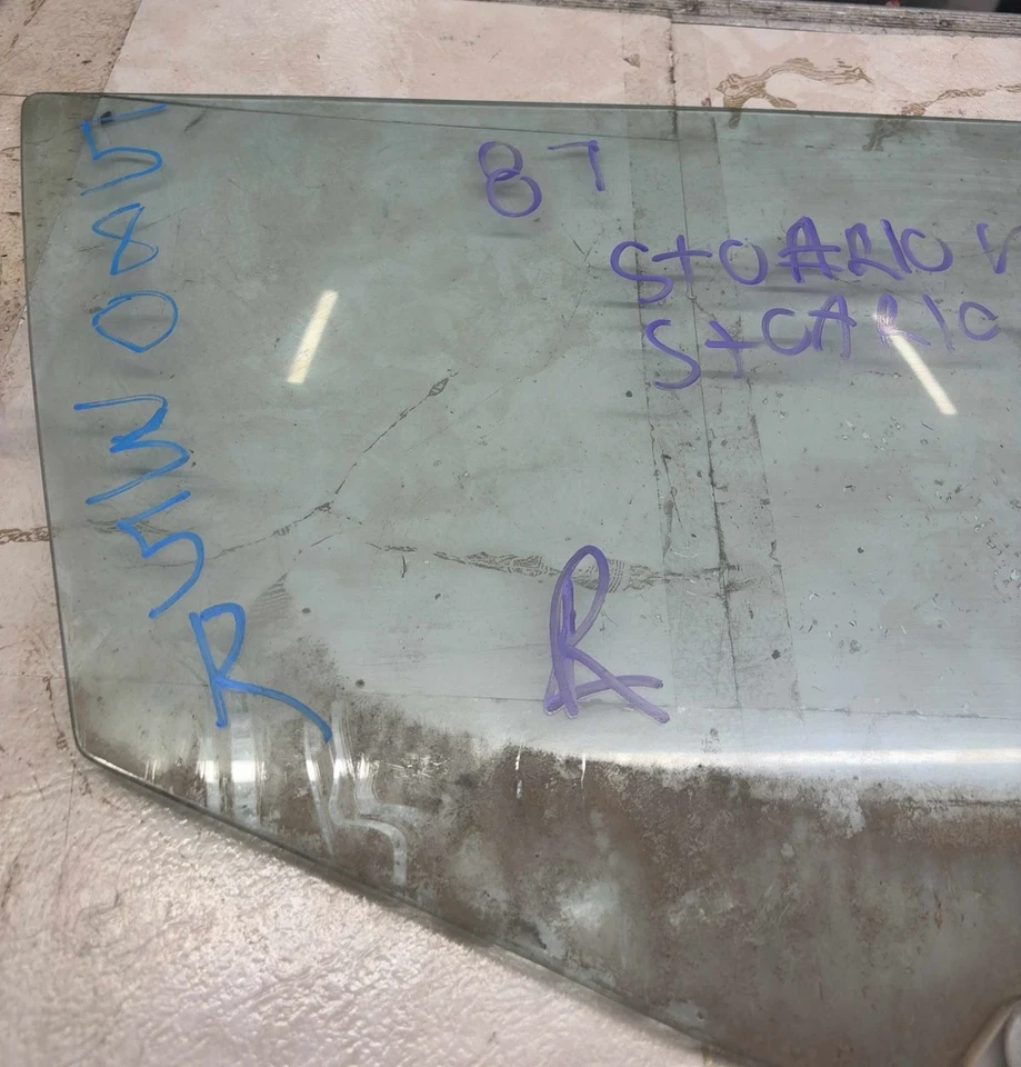 Conjunto de ventana de vidrio puerta delantera derecha pasajero STARION 84-89 CONQUEST 1983-89 Foto 2 de 4