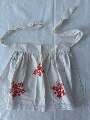 Vintage White embroidered Waist apron 18'' long