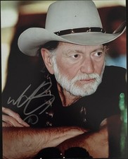 Willie Nelson Signed Autograph Signature 8x10 Matte Photograph COA