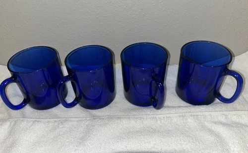 4 Vintage Arcoroc France Cobalt Blue Glass Coffee Mugs 10 oz Capacity EUC. b5