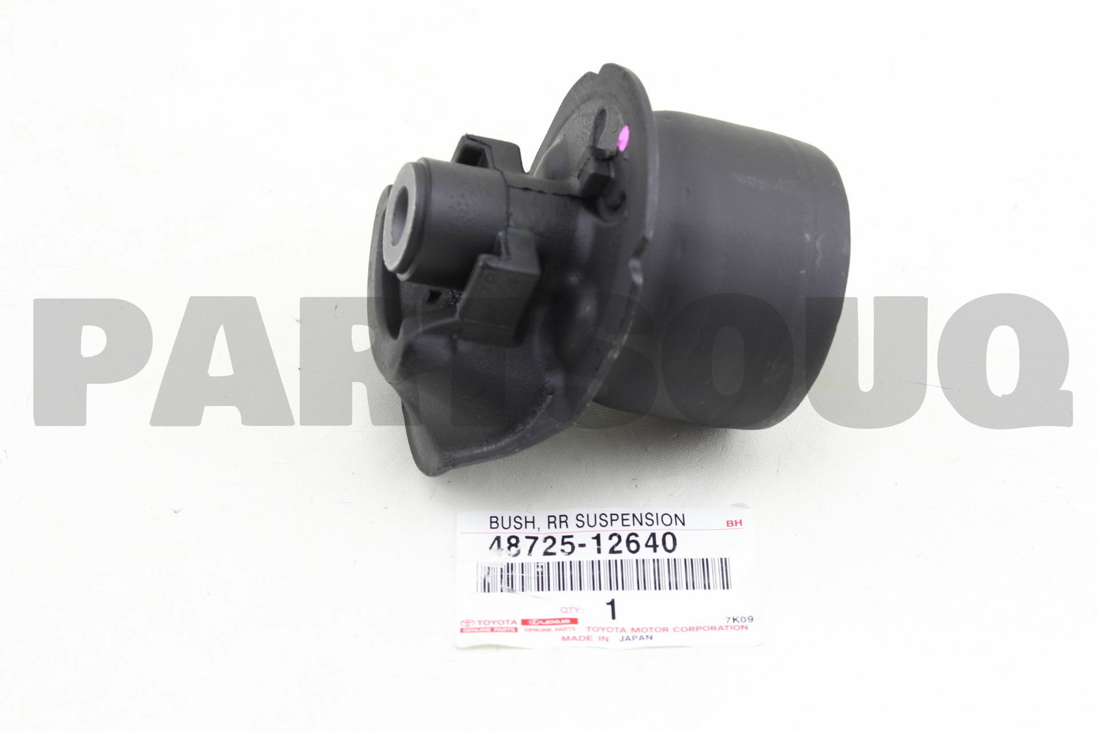 4872512640 Genuine Toyota BUSH, REAR AXLE CARRIER, RH/LH 48725  