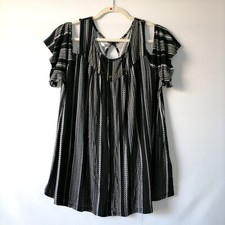 NWT Maurices Women's Black White Striped Cut Off Cold Shoulder Blouse Top Size 1