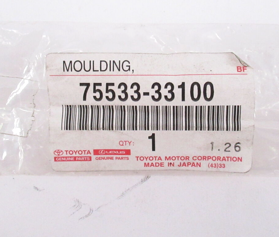 OEM Toyota / Lexus Genuine Windshield Moulding – Outside RH – 75533-60031 – For Land Cruiser / LX470