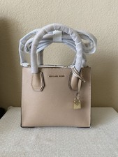 Michael Kors Studio Mercer Medium Messenger Crossbody Leather Bag Oyster
