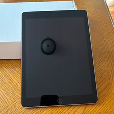 Apple iPad Series 32GB 9.7in Wi Fi Silver Tablet with Original Box