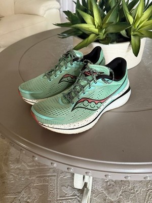 Saucony Women's Endorphin Speed 3 Running Shoes, Sprig/Black, US 9.5