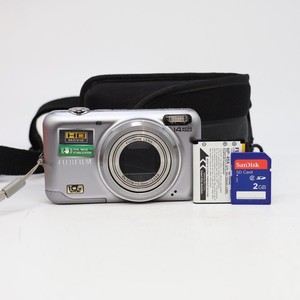 Fujifilm FinePix JZ500 14.0MP Digital Camera With SD Card, Silver - Tested