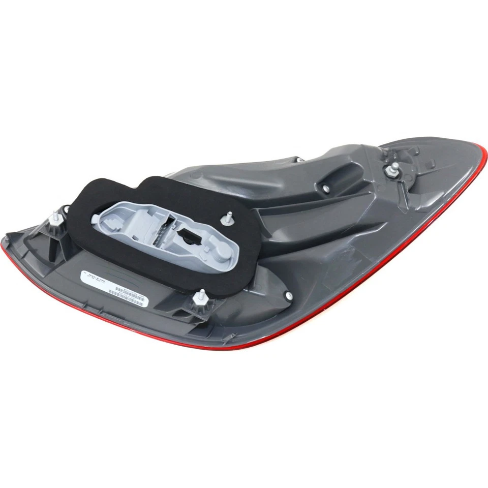 Задние фонари для Mercedes-Benz C63/C400 2015 SEDAN 2015 пассажирские и водительские - Изображение 2 из 4