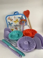 Kid’s Cooking Gift Set Kit Cake Silicone Pans Pink Purple Green Unicorn Box New