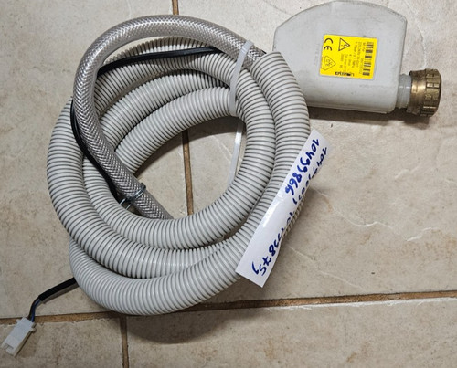 Miele Geschirrspüler-Zulaufschlauch mit Magnetventil 10499875 10499866 10499864