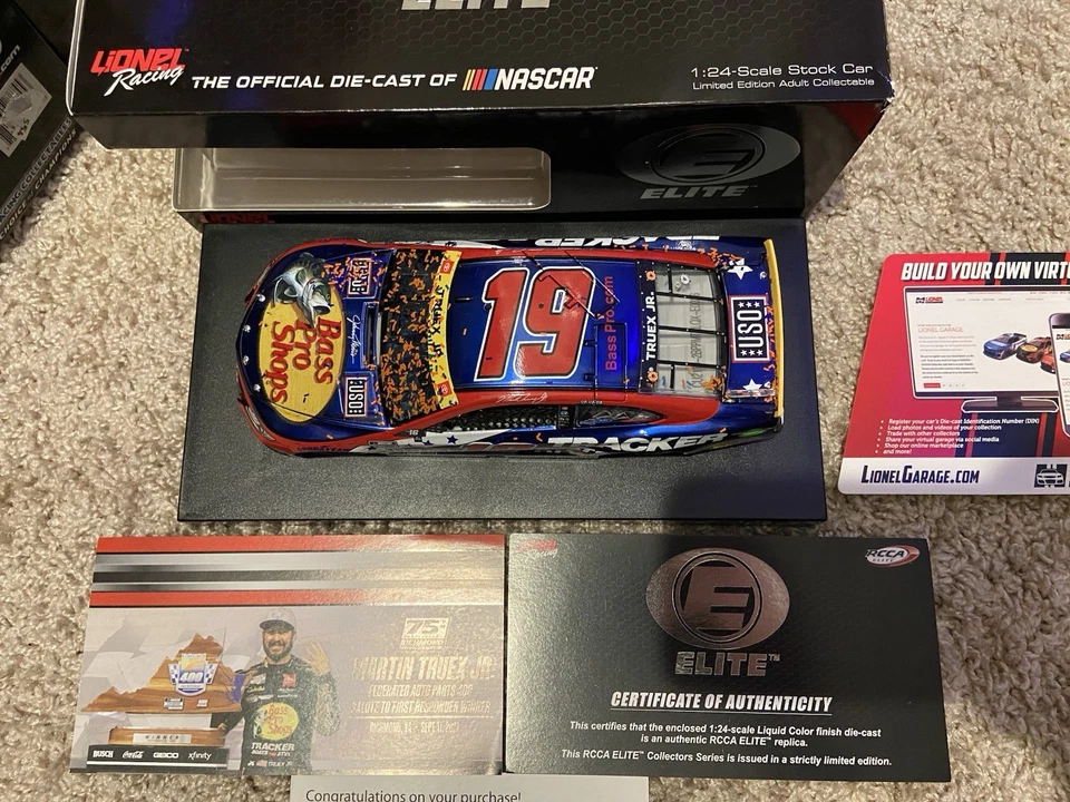 Martin Truex Jr. 2021 Richmond Win 1/24 Elite color líquido diecast ¡1 de 47! Foto 3 de 4