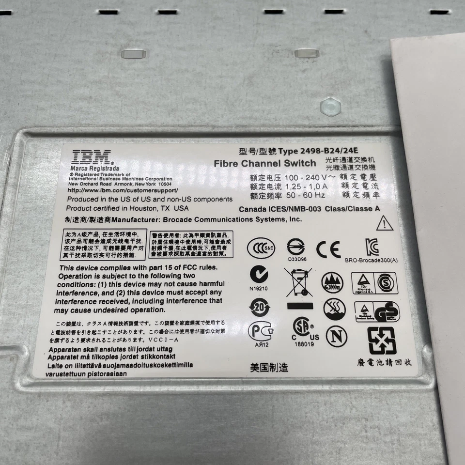 IBM 2498-B24/24E Fibre Channel Switch - Image 3 of 3