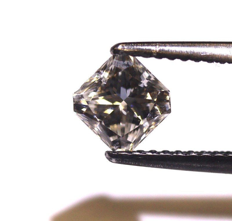 GIA certified loose 1.00ct SI2 J square radiant diamond Natural 5.56x5.52x4.00mm