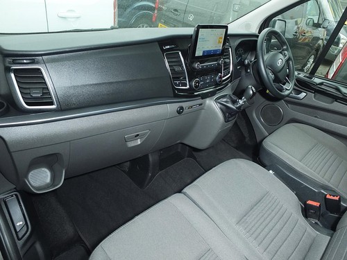 2022 "72" Ford Tourneo Custom 320 TDCi 130PS 'Titanium' 9 Seat Luxury Minibus - Picture 9 of 24