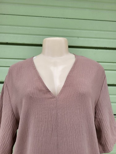 NEW ZARA WOMAN BEIGE CREASED EFFECT T SHIRT V-neck short sleeve SIZE S #6728B - Picture 4 of 12