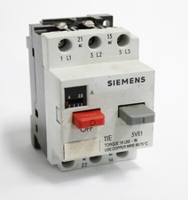 Siemens 11E 3VE1 4-2.5A Manual Motor Starter 3HP 115VAC C/W 1NO 1NC Ith 8A