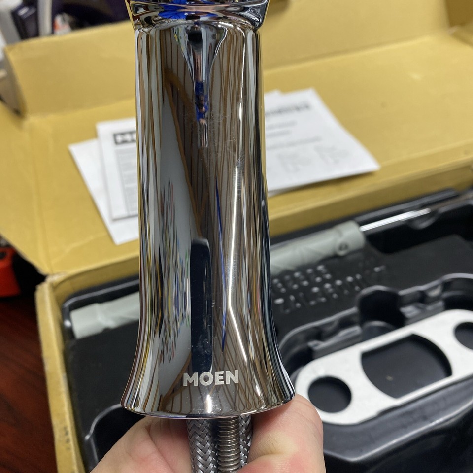 Moen 6702 Genta OneHandle Single Hole Modern Bathroom Sink Faucet