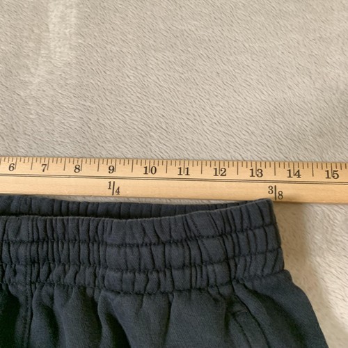 Nike Sweatpants Boys XL Black Fleece Joggers Embroidered Swoosh Logo Pockets - Picture 3 of 12