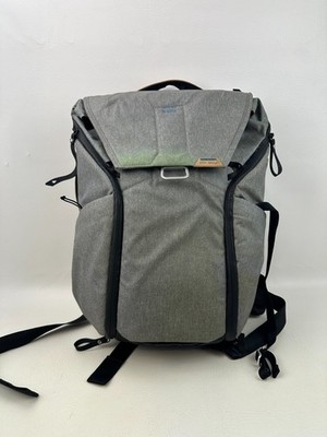 Peak Design Everyday Backpack 20L Camera Backpack - Grey Used 