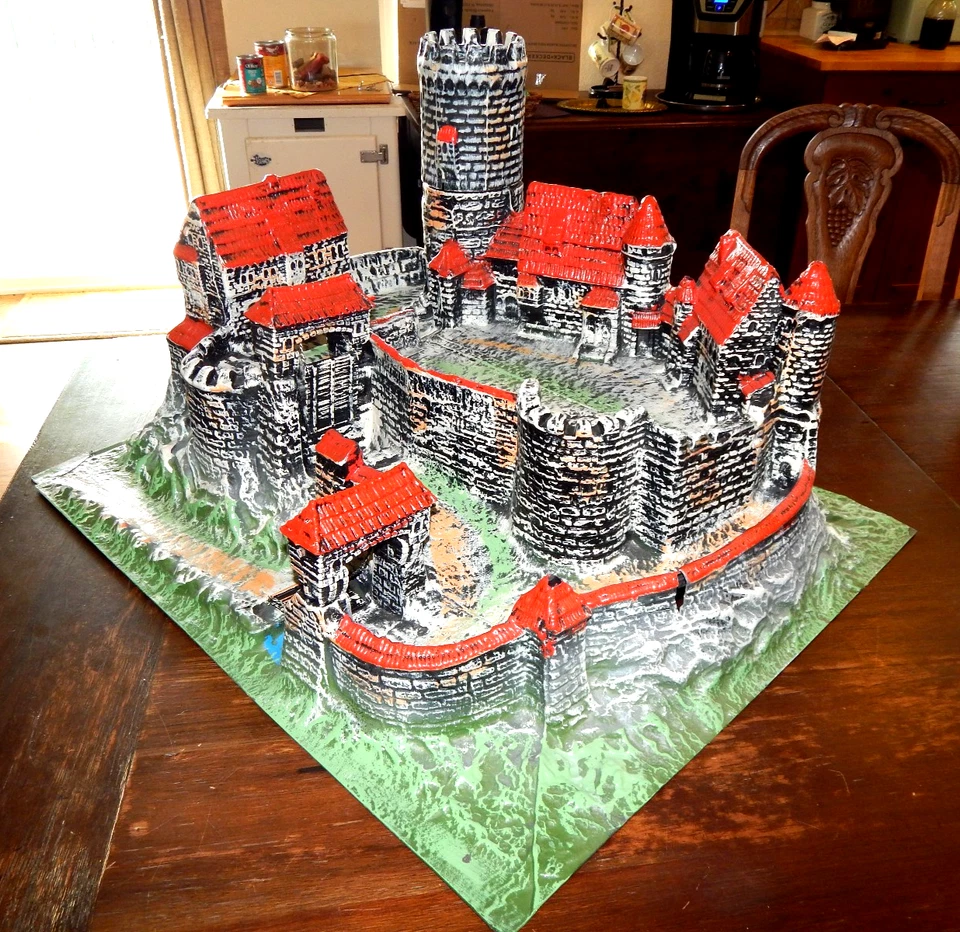 Elastolin Grande Vintage Anos 70 40mm Duas Ponte Leadiça Castelo com Torre Removível - Imagem 2 de 4