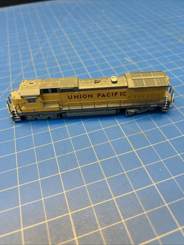 Atlas 48727 N Scale Dash 8-40B Locomotive Decoder Ready - Union Pacific # Tested - Picture 3 of 7