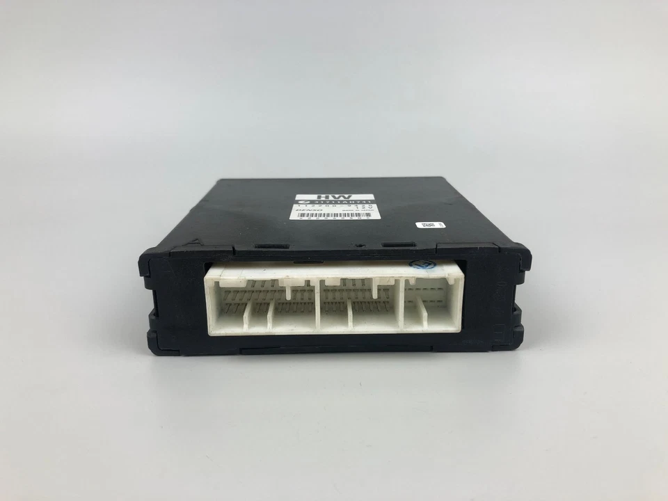 05 Subaru Outback TCM Transmission Control Module Unit 31711AH741 - Image 2 of 4