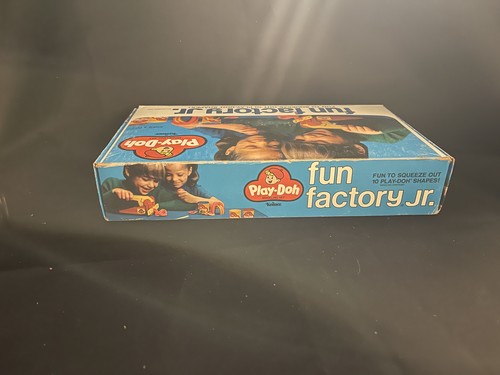 Vintage 1977 Play-Doh Fun Factory Jr Kenner Complete - Picture 4 of 7