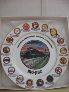 Vintage MO- PAC COLLECTOR'S PLATE "ACCIDENT PREVENTION THROUGH ENTHUSIASM"