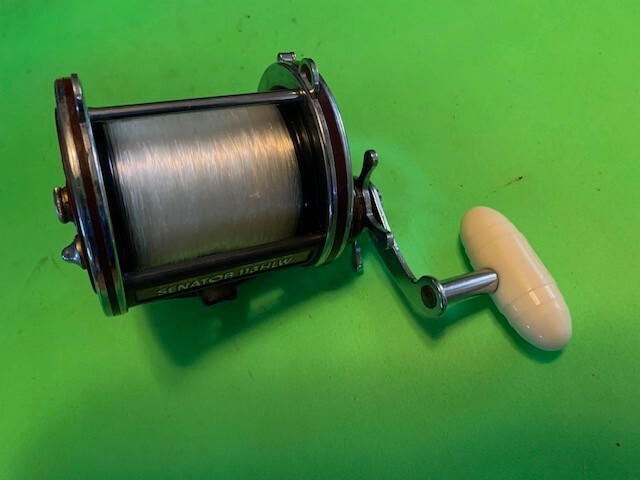 状態良好！Penn senator 113HLW special 4/0 Penn 113HLW Senator 4/0 Wide Fishing Reel w/Aluminum Spool
